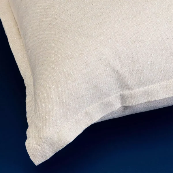 Keten ve pamuk karışımı dolgu. Keten lifli pamuk kumaş. Hälsa uyku sanatı şimdi Ev Tekstilinde sağlıklı uyku ürünlerini sunuyor. Dört mevsim kullanım.